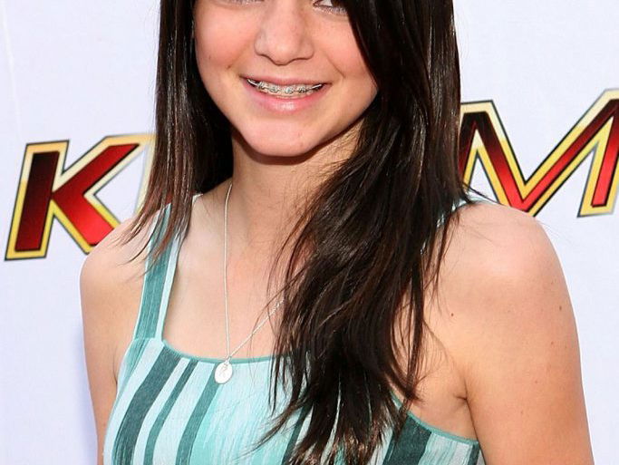 The 10 Year Challenge: 20 Celebs in Pics from 2009 and 2019