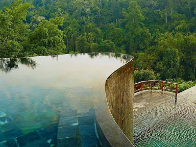 Check Out This List Of 10 Most Stunning Pools In The Entire World!