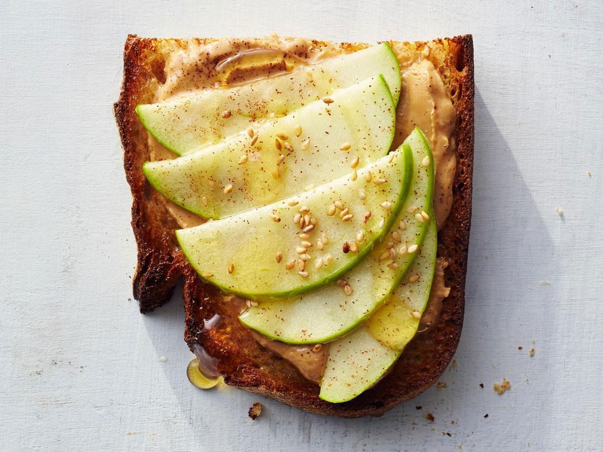 Top 21 Easy Snacks To Help You Stay Healthy
