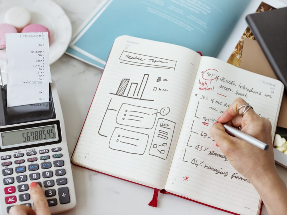 10 Simple Ways Women Can Save a Fortune Every Single Month