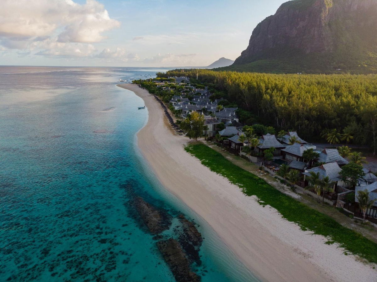 7 Stunning Islands That Will Pay You To Move!