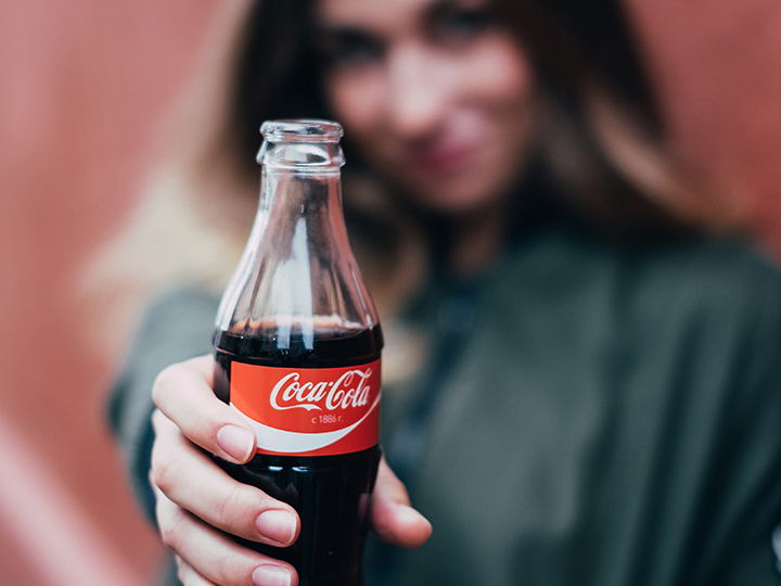 This is why you should wash your hair with cola
