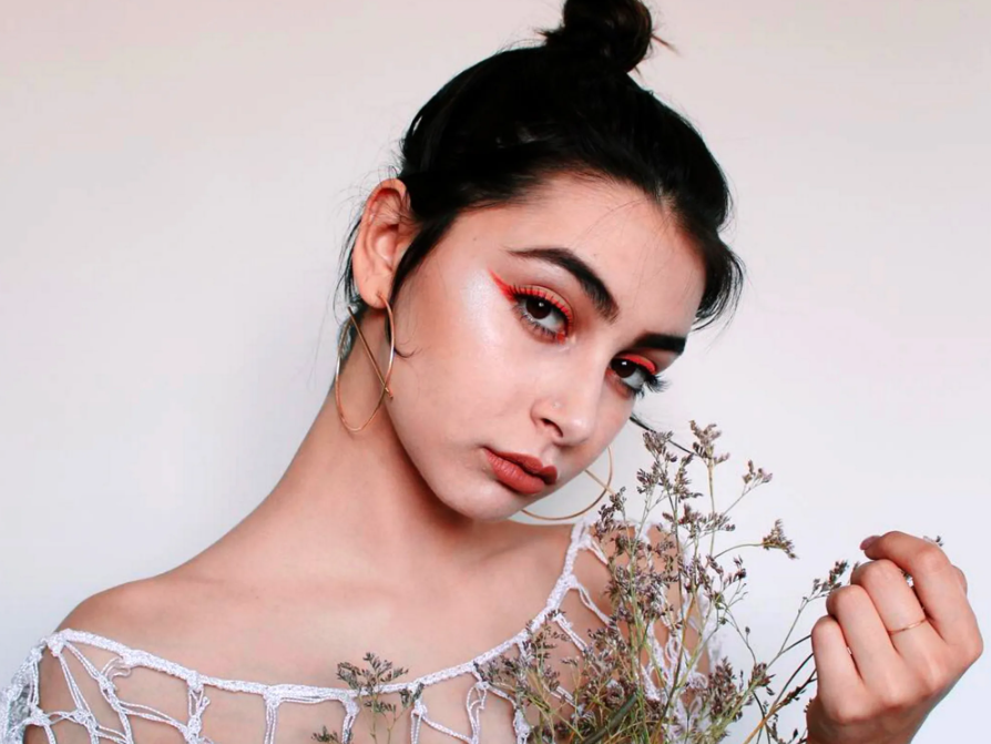 The Biggest Beauty Trends Of Millennials And Gen Z – Which Team Do You Pick?