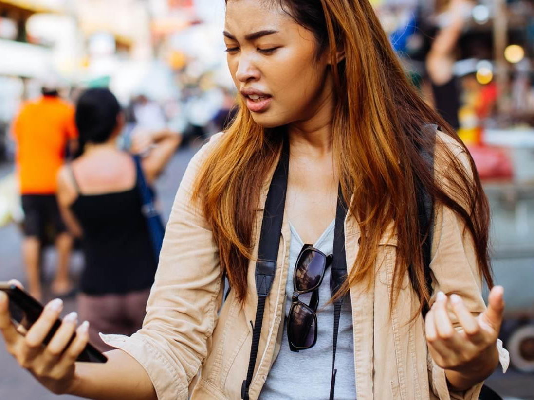 13 Small Things That Could Be Making You An Irritating Traveler