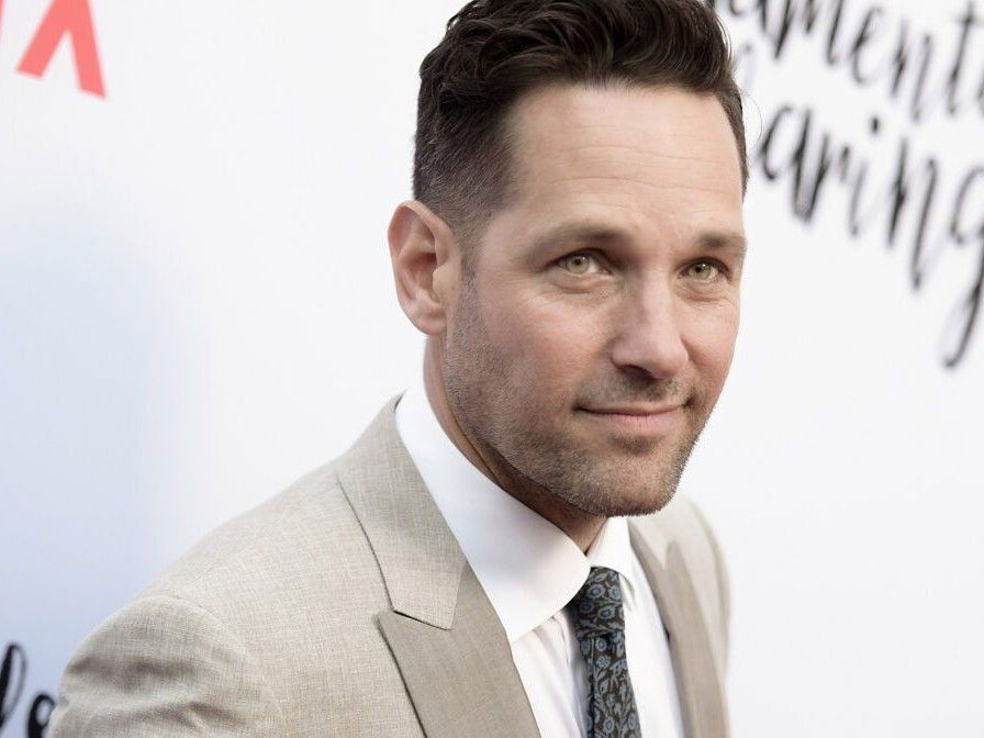 10 Celebrities That Are Over 50 But Look Younger Than All of Us