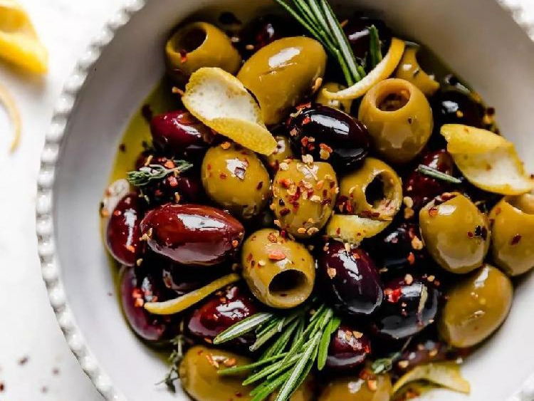 11 Fruits Often Mistaken For Vegetables