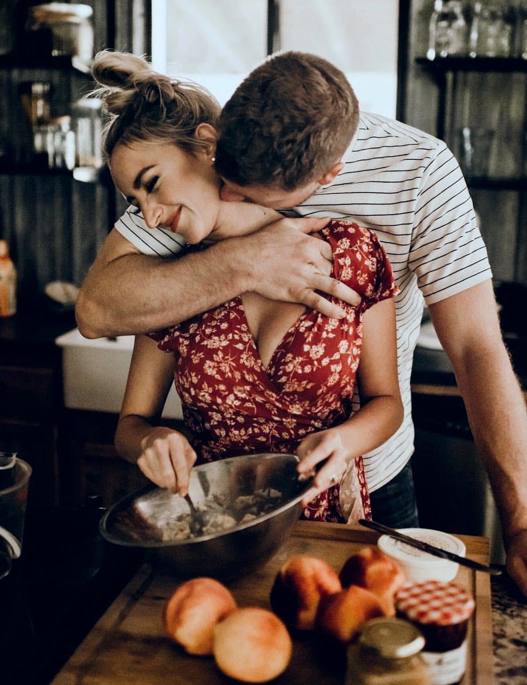 Couple Romance In Kitchen, Food, Tableware, Plant, Flash photography, Smile, Recipe