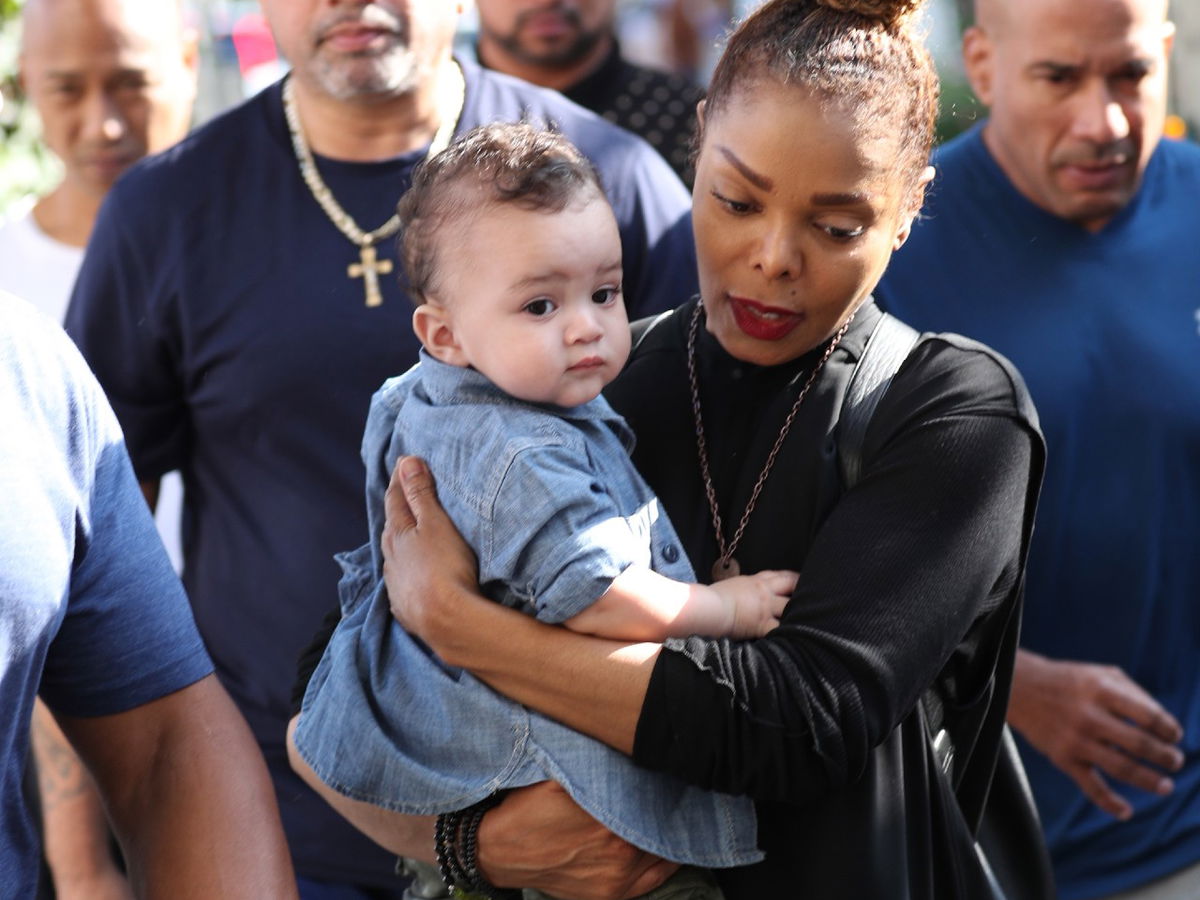 10 Celebs Who Gave Birth After 40, Proving That a Mother Is Ready to Give Love at Any Age