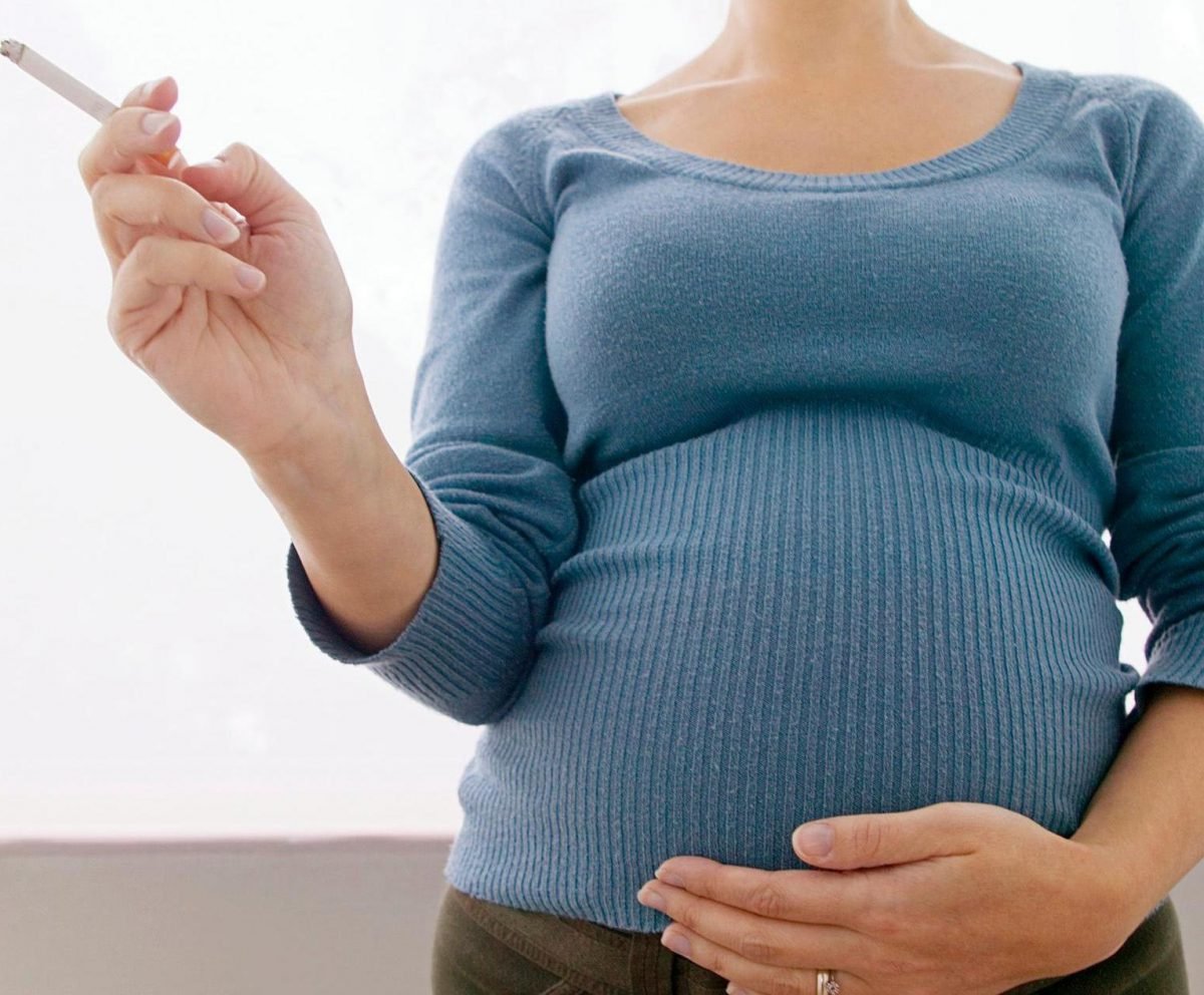What Happens When A Pregnant Woman Smokes?
