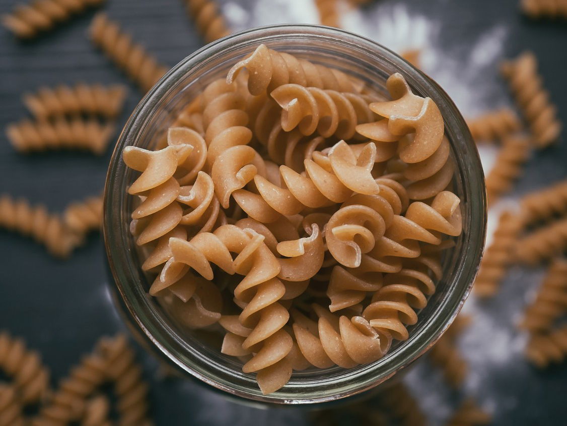 8 “Healthy” Foods and Drinks that Are Surprisingly Bad For You