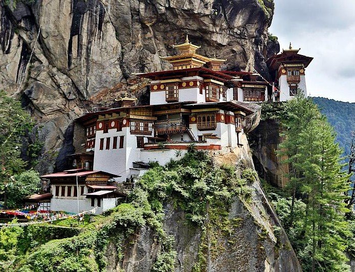 11 Most Beautiful Buddhist Temples Around the World