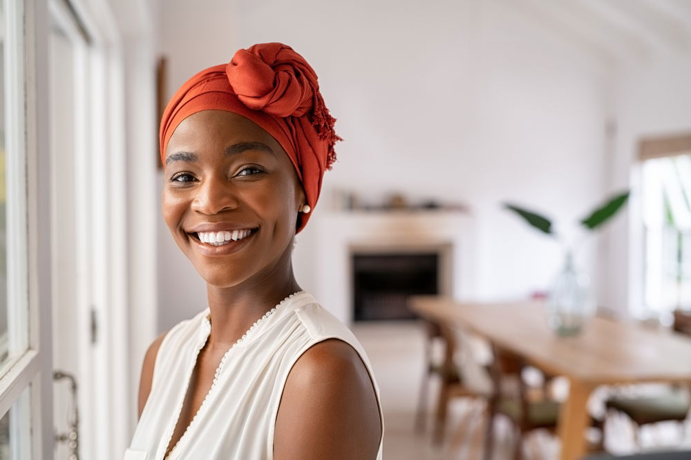 Woman, Face, Smile, Eye, Table, Lipstick