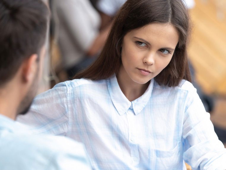 15 Things Our Boyfriends Do That Make Us Jealous Like Crazy