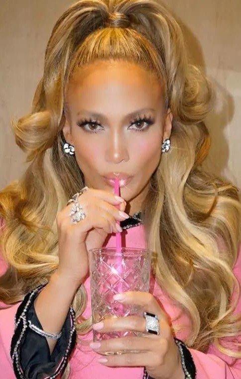 Jennifer Lopez Pink, Cheek, Skin, Lip, Eyebrow, Liquid, Eyelash, Drinkware, Earrings, Makeover, Lipstick