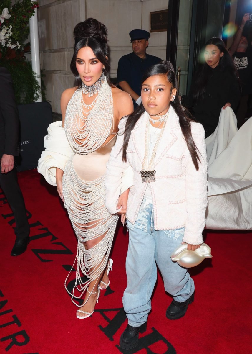 Kim Kardashian And North Met Gala, Trousers, Shoe, Fashion