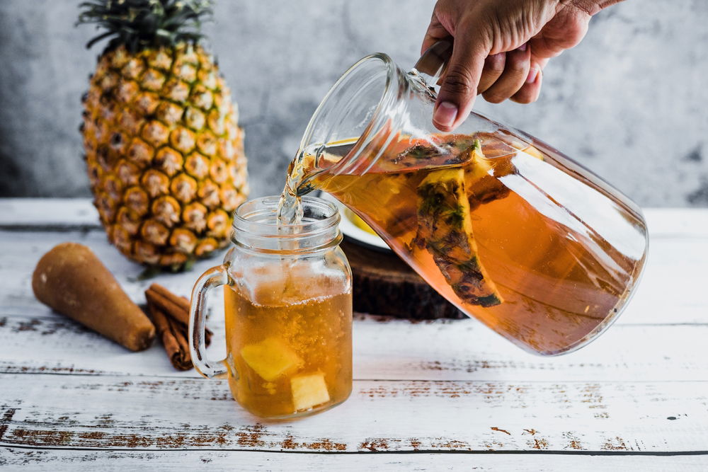 Charope De Abacaxi, Pineapple, Liquid, Drinkware, Ingredient, Ananas, Solution, Bottle, Fluid, Glass bottle, Food