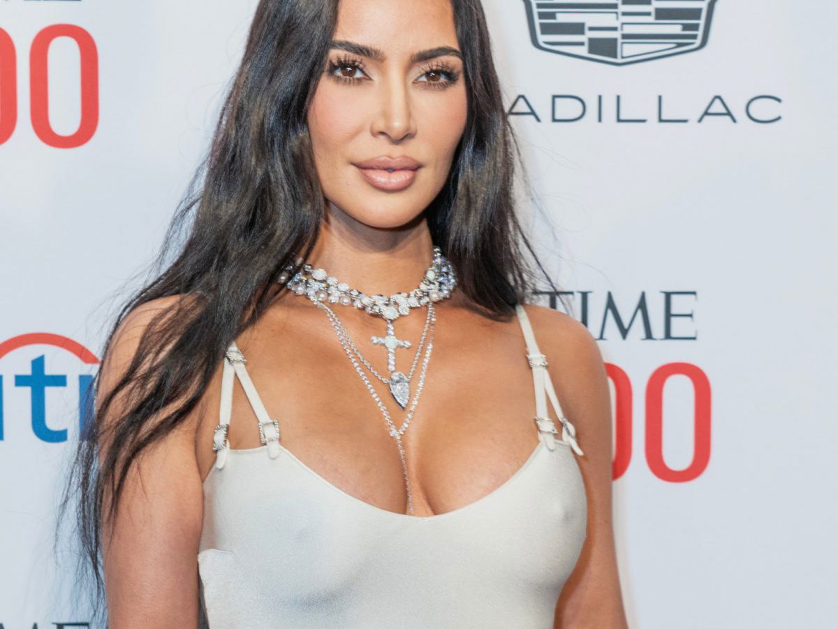 Kim Kardashian Allegedly Caught in Another ‘Photoshop Fail’ Incident