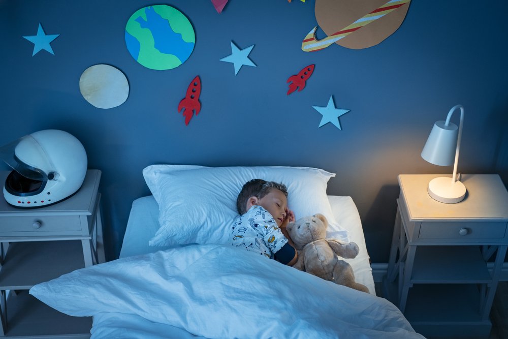 Kid Sleeping, Furniture, Azure, Comfort, Lighting, Pillow, Wall sticker, Lamp