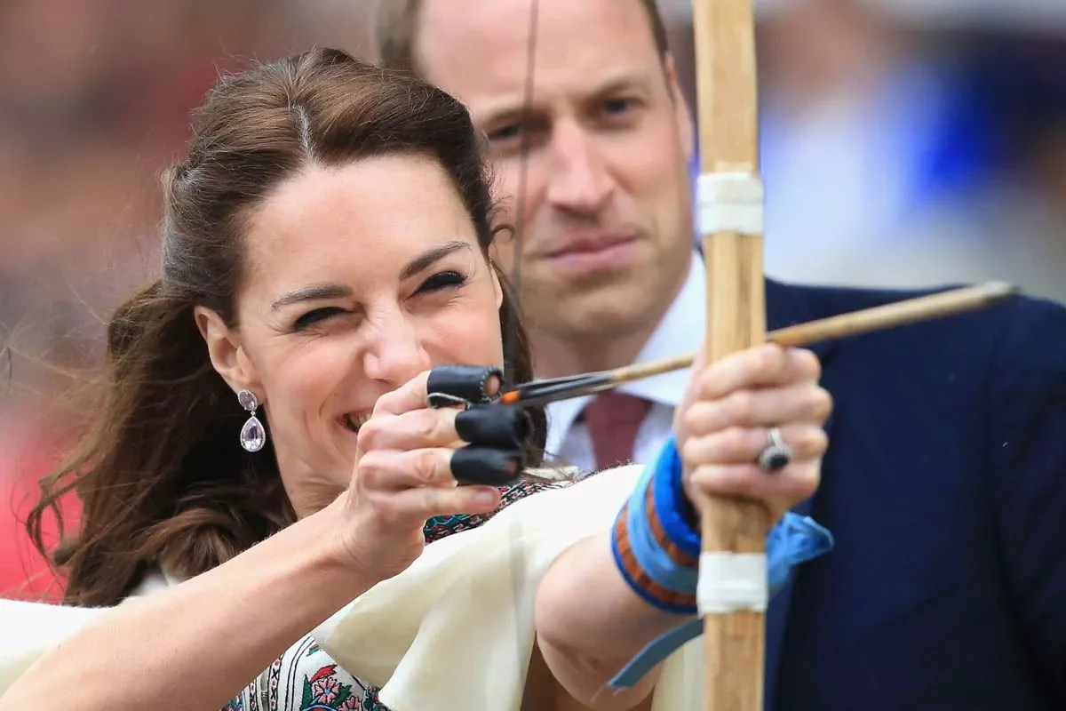 Kate Middleton Archery, Hand, Gesture