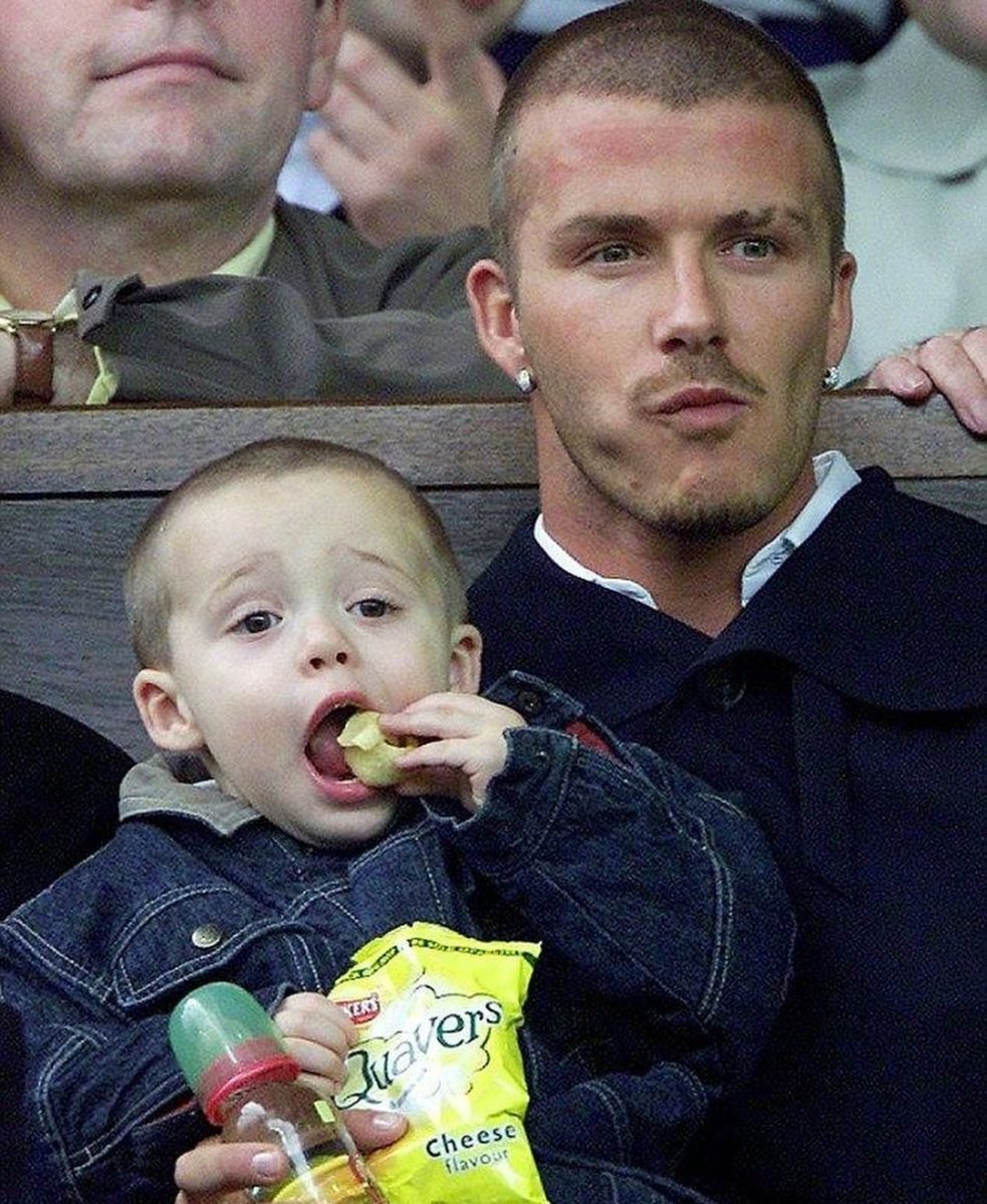David Beckham Young With Son, Nose, Cheek, Chin, Hairstyle, Organ, Human, Food, Gesture