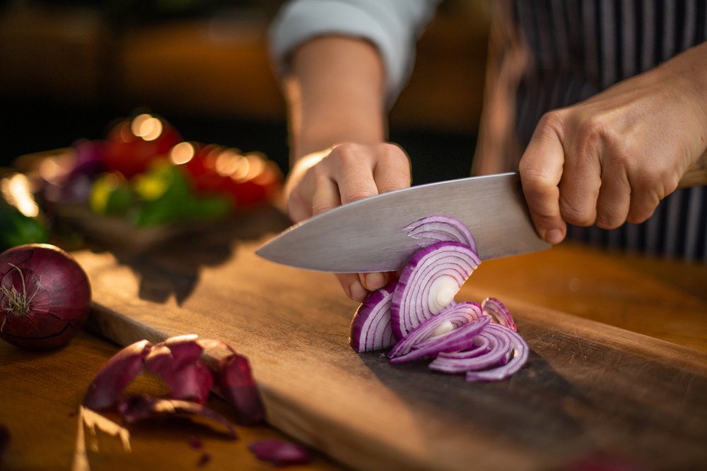 Onion Cutting, Food, Plant, Table, Purple, Tableware, Kitchen utensil