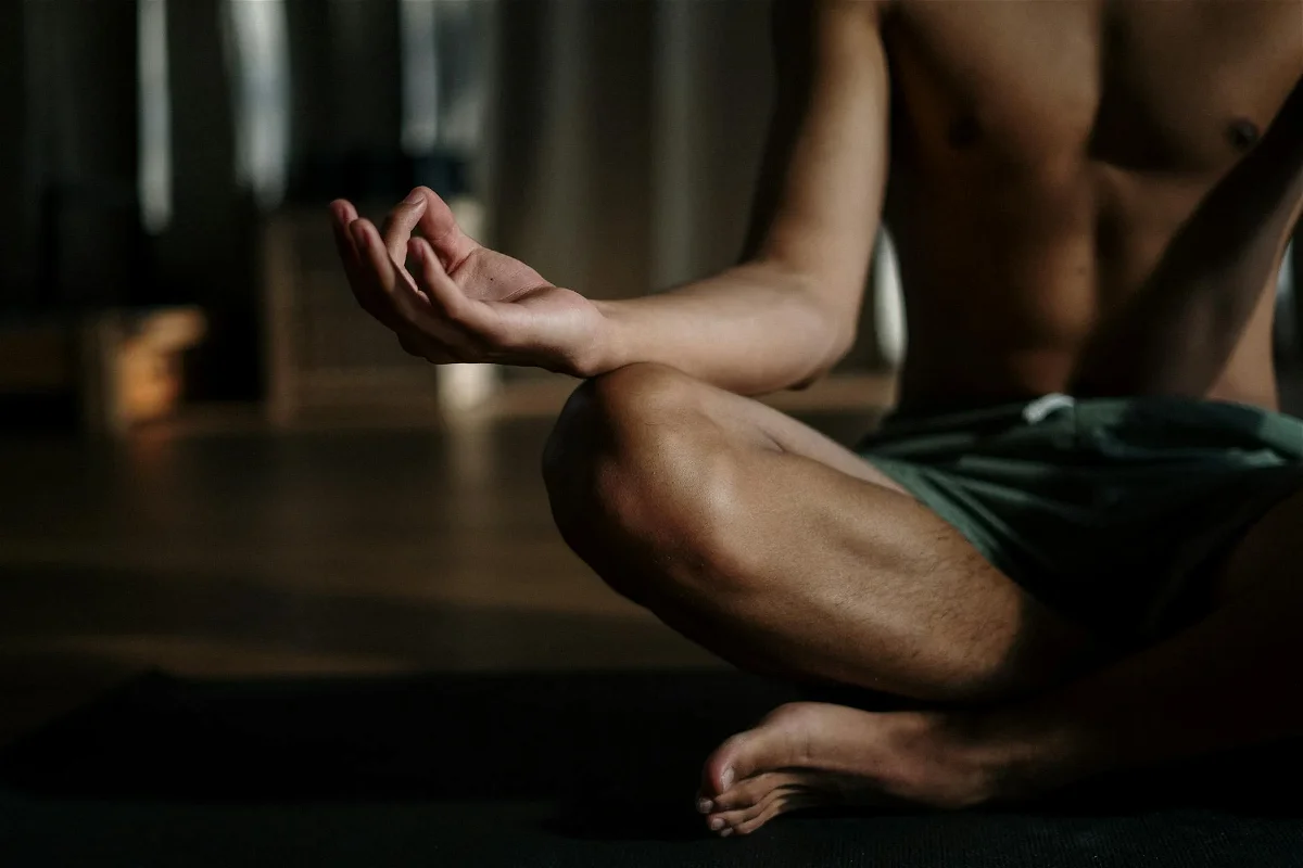Yoga Homme, Leg, Knee