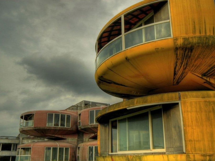 11 One-Time Luxury Resorts That Sit Abandoned