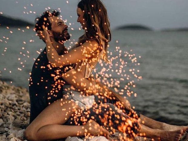 Are You In Love or Just Addicted? 7 Signs You Might Have a Love Addiction