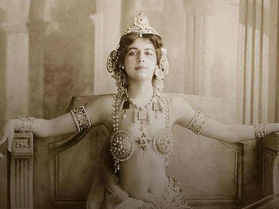 A Top-5 List of Female Spies With Wild Stories