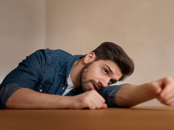 7 Highly Ineffective Behaviors of Deeply Insecure Men